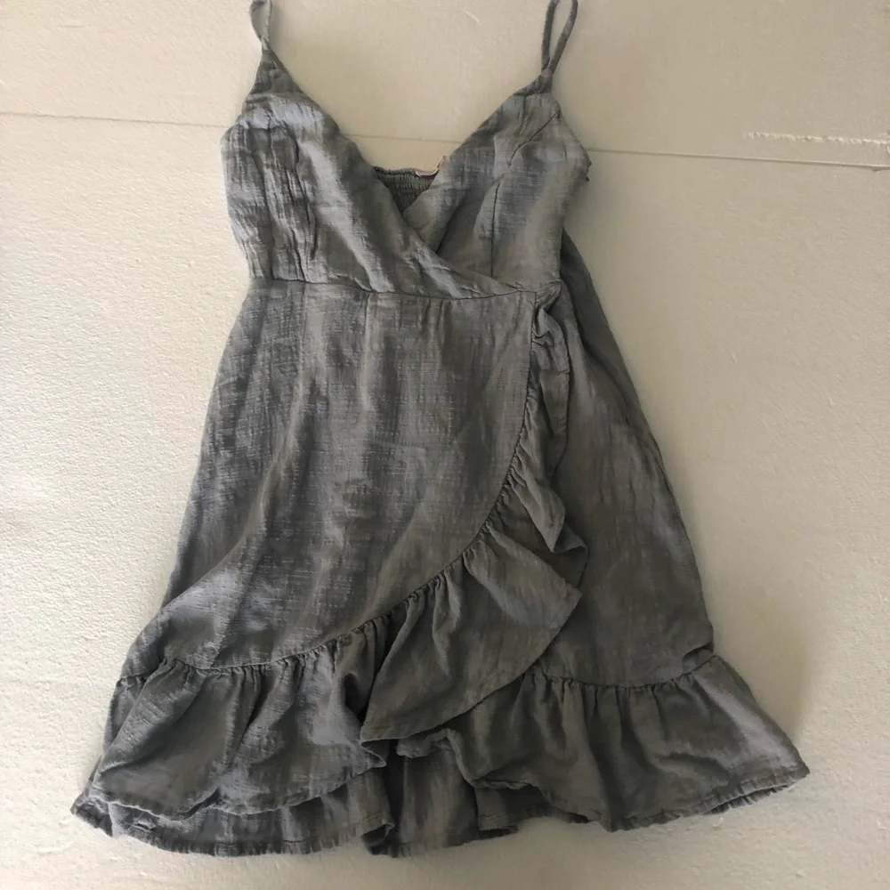 PacSun Lottie Moss light blue ruffle mini dress - Picture 6 of 14